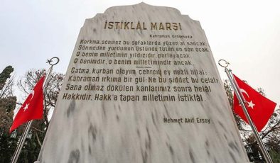 İstiklal Marşı 103 yıl önce bugün kabul edildi