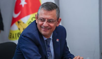 Özgür Özel: Cemaat ve tarikatları İzmir’e sokmayacağız