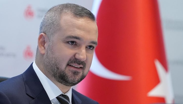 Karahan: Enflasyon beklentileri tahmine yaklaşana kadar sıkı duruş sürecek