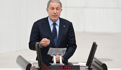 Hulusi Akar: ‘Saray’dan talimat geldi…’ Yok böyle bir şey