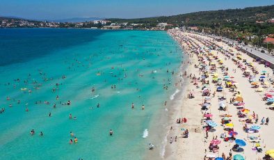 Çeşme’de bayram rekoru: 1 milyon 200 bin kişi tatil yaptı