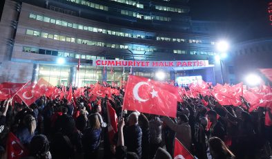 CHP’den İstanbul’da yurt dışı zirvesi