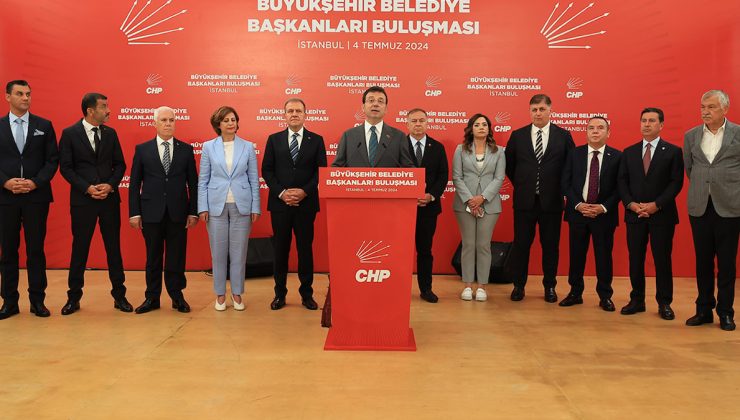 CHP’li büyükşehir belediye başkanları İstanbul’da buluştu