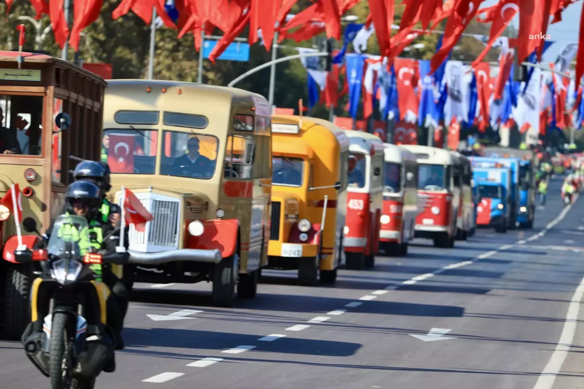 İETT’den Cumhuriyet Bayramı’na Nostaljik Otobüs Sergisi