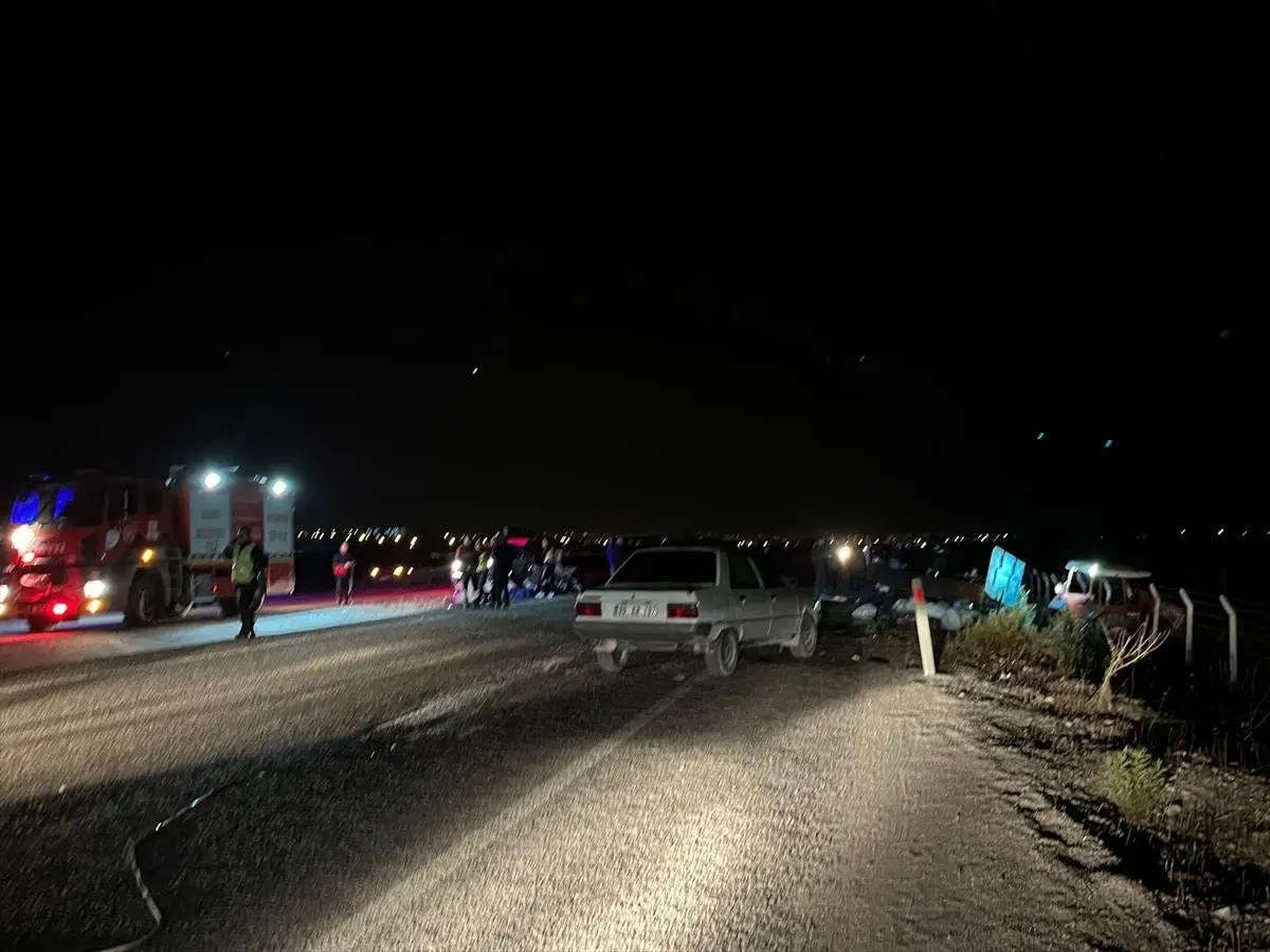 Kadirli’de Trafik Kazası: 1 Ölü, 2 Yaralı